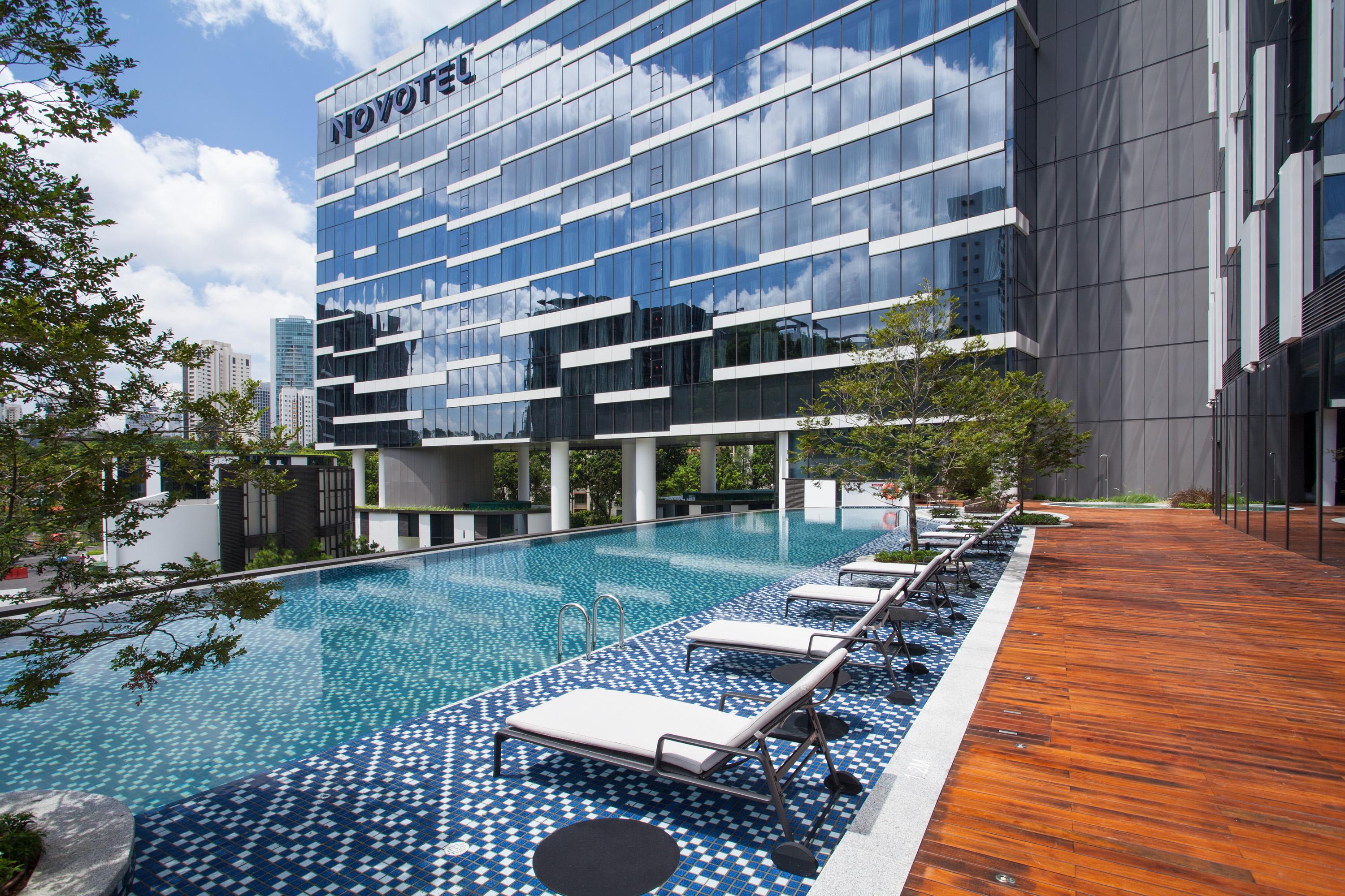 Khách sạn Novotel On Stevens Singapore