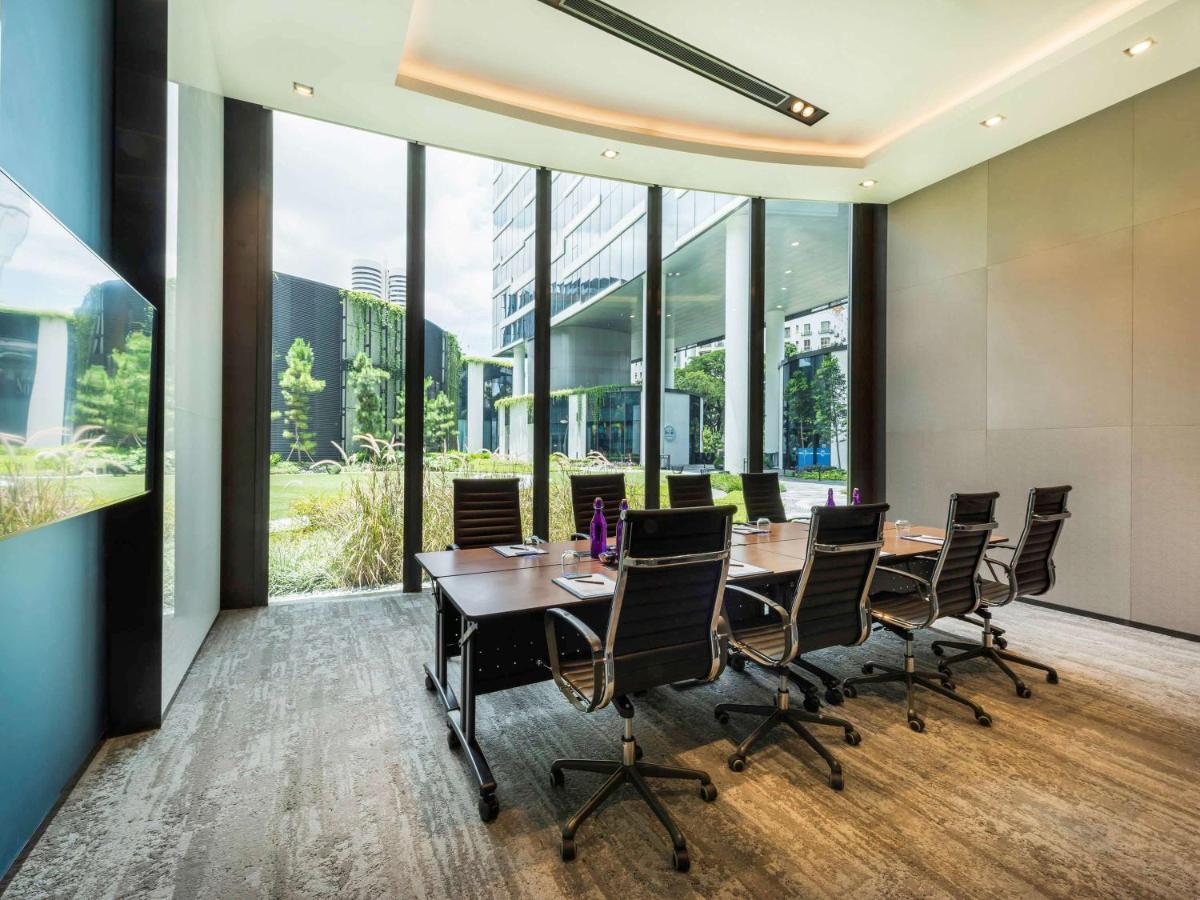 Khách sạn Novotel On Stevens Singapore
