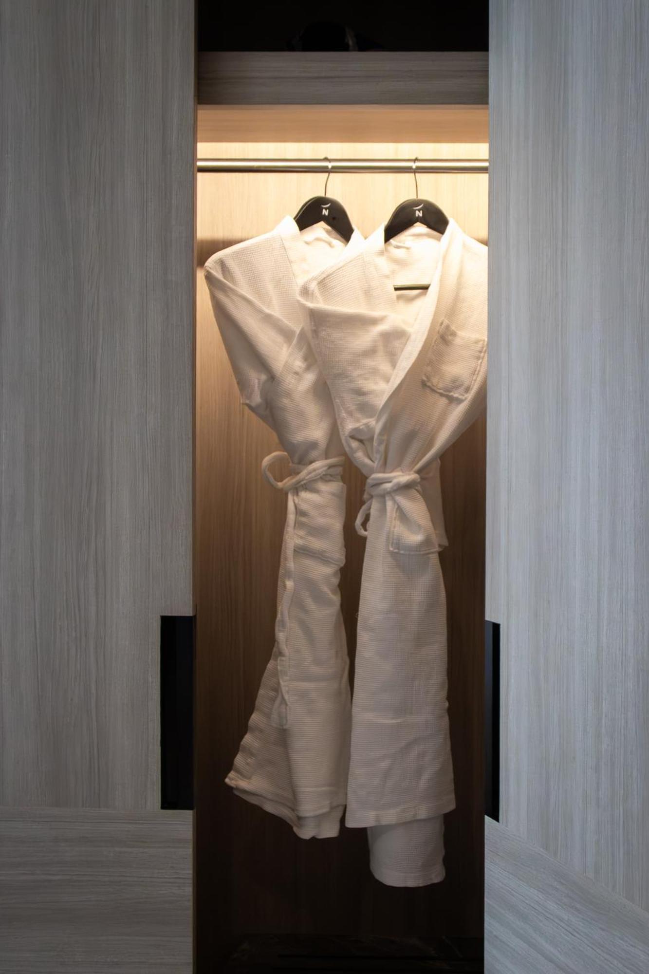 Hotel Novotel On Stevens 4*